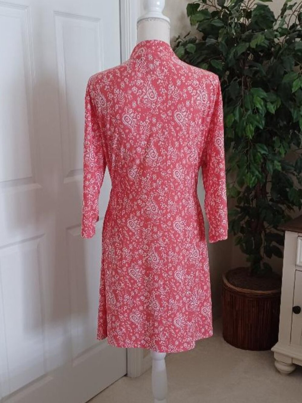 LIKE NEW! Rene Rofe Paisley Print Lightweight Robe Size XL - Picture 2 of 5